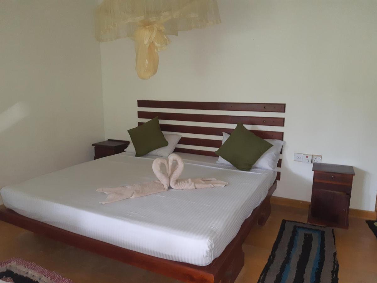 Bed and Breakfast Banana Rest Сигирия Экстерьер фото